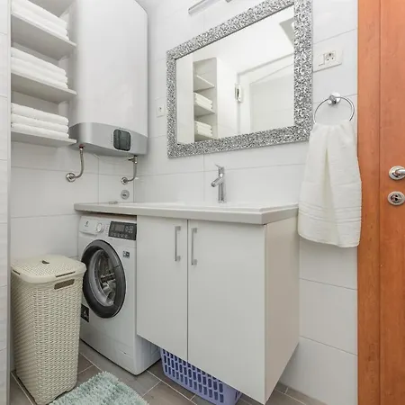 Silvija Apartment