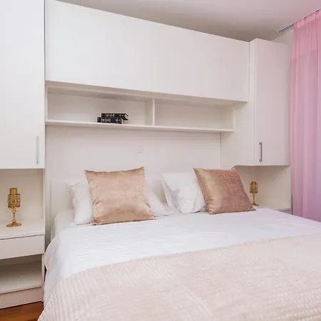 Silvija * ماكارسكا