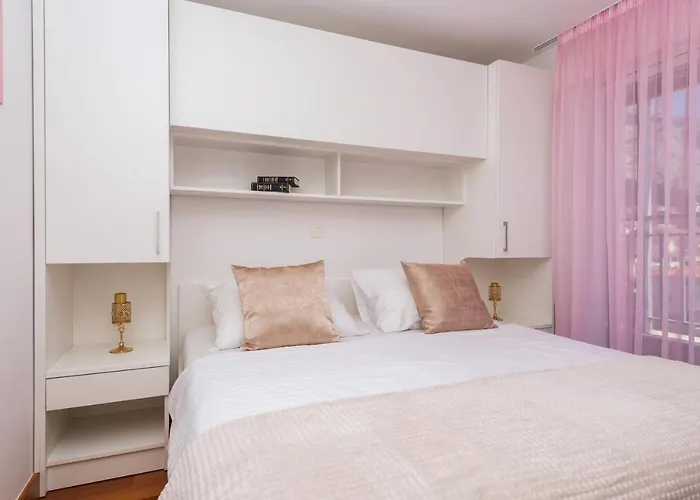 Silvija * ماكارسكا